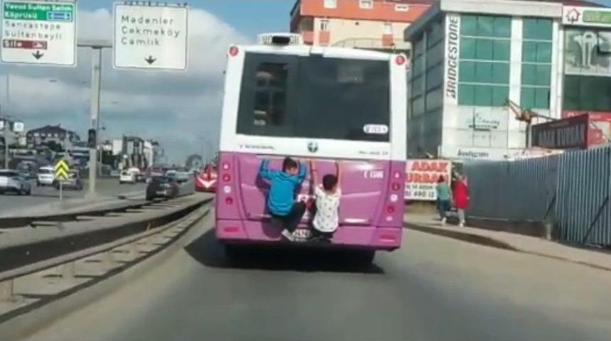 &Ccedil;ocukların Tehlikeli Yolculuğu Kamerada