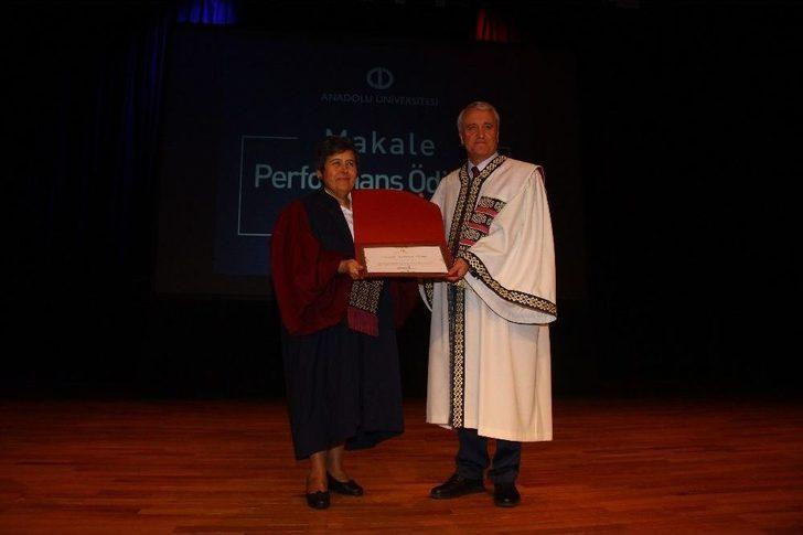 Makale Ve Performans Ödülleri Sahiplerini Buldu G4