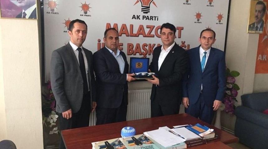 Eğitim-bir-sen Muş Şube Başkanı Barışan Malazgirt’te