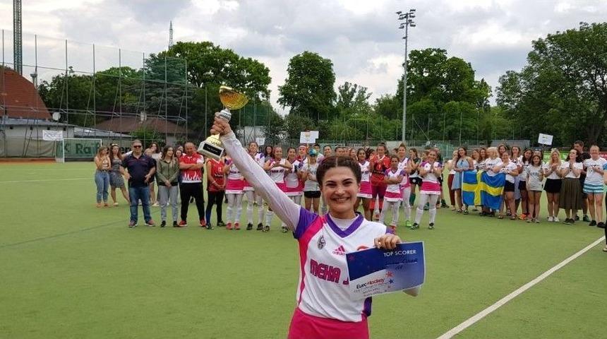 Avrupa Hokey Gol Krali&ccedil;esi Nurhan &Ccedil;ınar