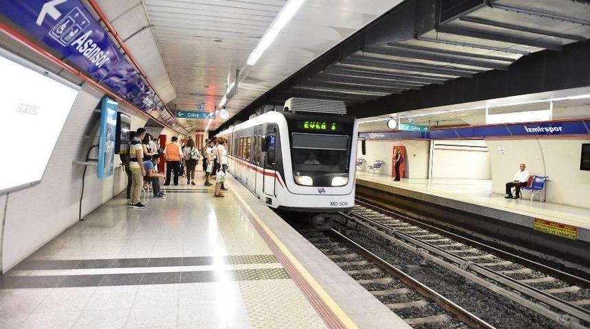 İzmir Metrosu 18 Yaşında