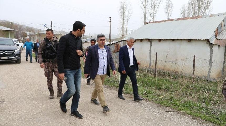 Varto Belediyesinden 6 Suni &Ccedil;im Sahanın M&uuml;jdesi