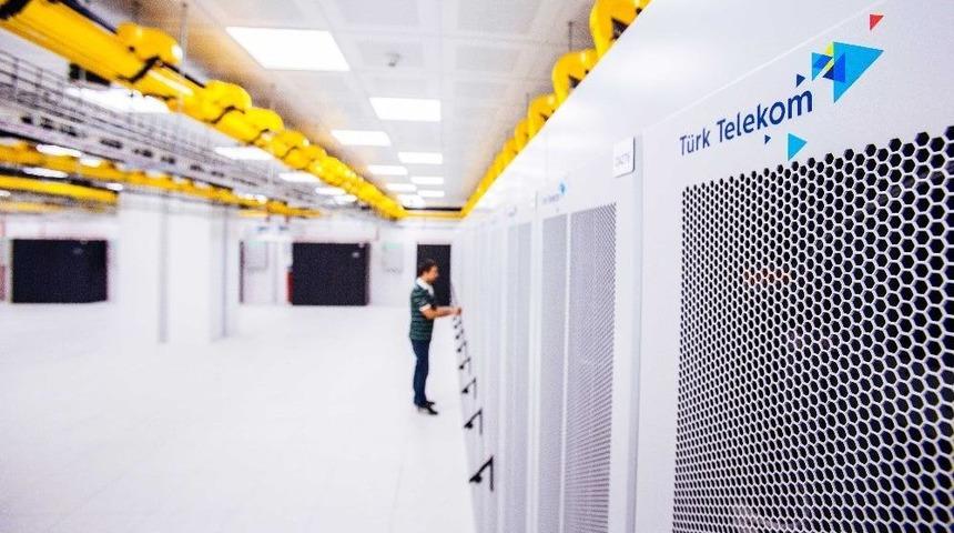 T&uuml;rk Telekom 130 Milyon Tl Yatırımla Esenyurt Veri Merkezi&rsquo;ni A&ccedil;tı