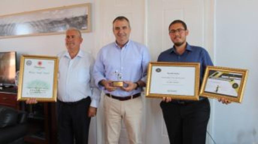 Ayvalık Zeytinyağına D&uuml;nya 2. Liği &Ouml;d&uuml;l&uuml;