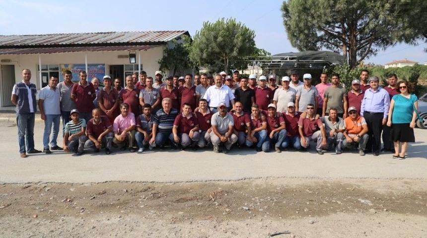 Belediye Şirket Personelinin Y&uuml;z&uuml; G&uuml;ld&uuml;