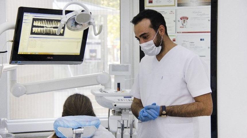 "sahurda Lifli Gıda T&uuml;ketimi Ağız Kokusunu Engelliyor"