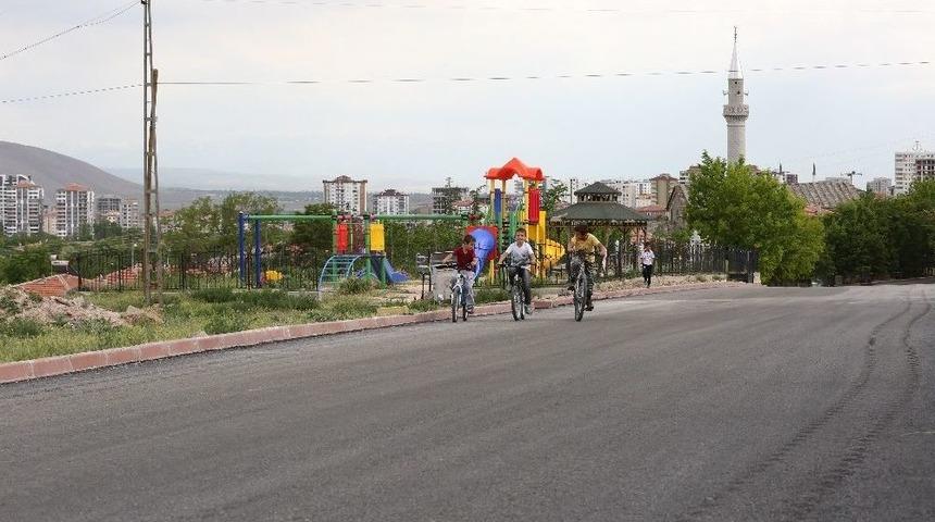 Niğde&rsquo;de Kumluca Mevkii Asfalt &Ccedil;alışması Tamamlandı