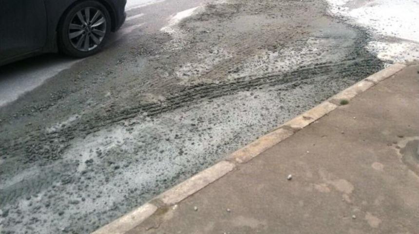 İzmit Yollarını Kirleten Firmaya 9 Bin Lira Ceza