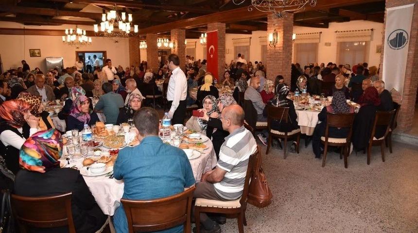 Başkan Tiryaki İftarda Altındağlılarla Bir Arada
