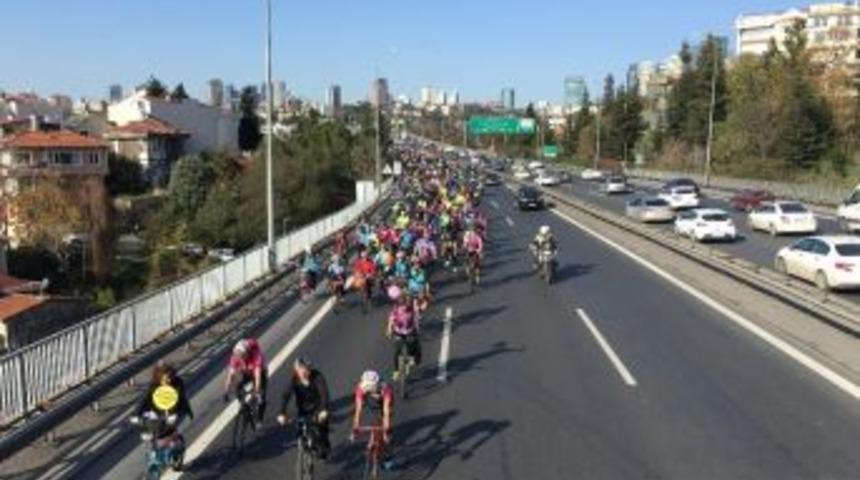 15 Temmuz Şehitler K&ouml;pr&uuml;s&uuml; Engelliler İ&ccedil;in Trafiğe Kapatıldı