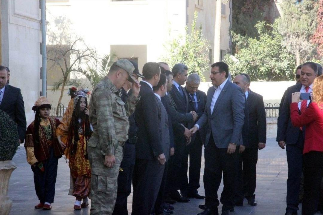 G&uuml;mr&uuml;k Ve Ticaret Bakanı T&uuml;fenkci Kilis&rsquo;te