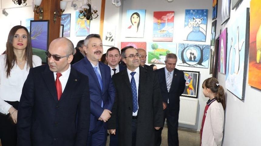 Gazi Mustafa Kemal Ortaokulu &Ouml;ğrencilerinden Yıl Sonu Sergisi