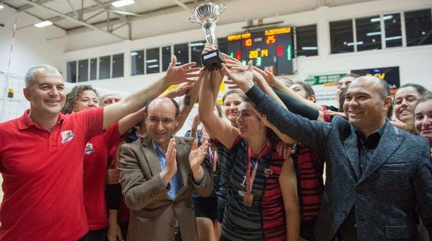 Aydın&rsquo;da Gen&ccedil; Kızlar Voleybol M&uuml;sabakaları Tamamlandı