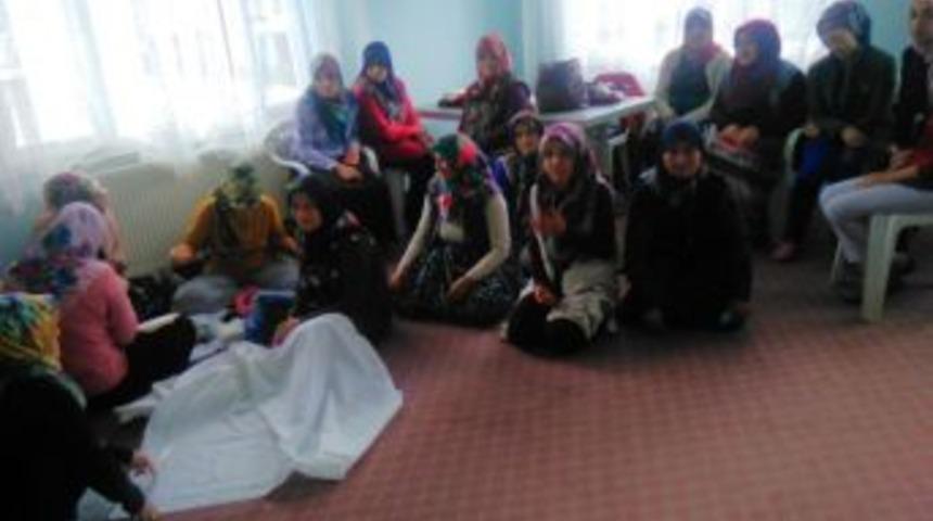 Zafertepe&ccedil;alk&ouml;y&rsquo;de &ldquo;basit Nakış İğne Teknikleri Kursu&rdquo;