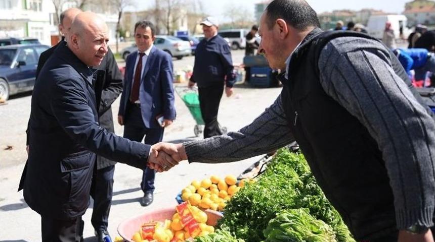 Başkan Çolakbayrakdar, Kayabaşı Mahallesi Esnaflarını Ziyaret Etti