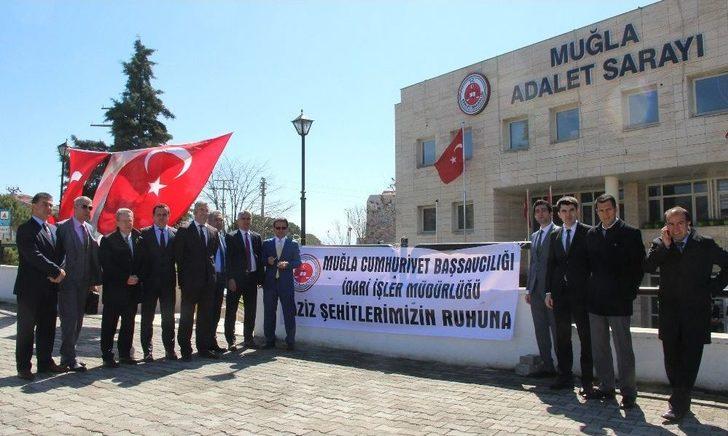 Adliye Personelinden Şehitler İçin Lokma Dağıtımı G4