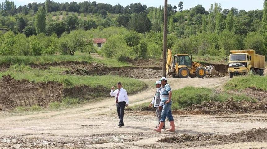 Başkan Cavit Erdoğan: K&uuml;&ccedil;&uuml;k Sanayi Sitesi Projemizin Hafriyat &Ccedil;alışmalarına Başladık
