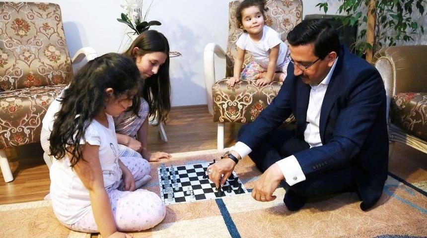 15 Temmuz Şehidinin Evinde &Ccedil;at Kapı İftar