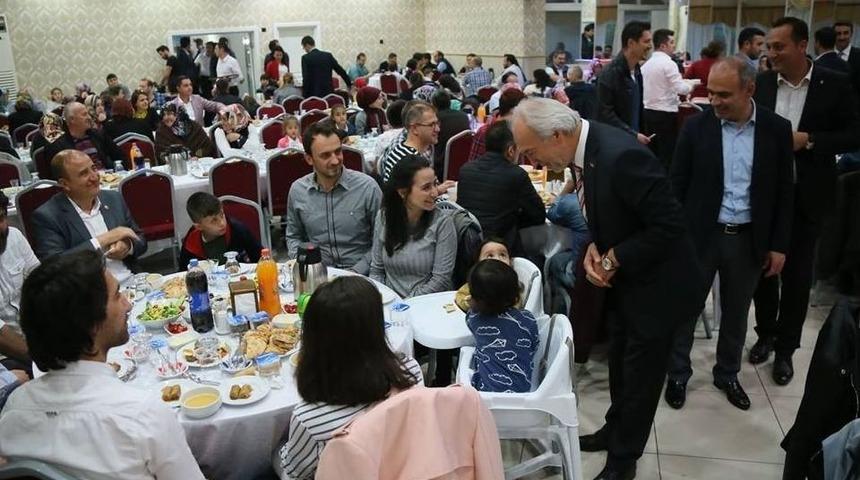 Belediye Personeline İftar