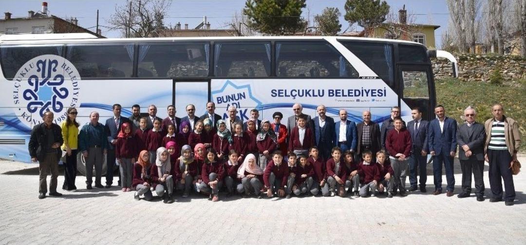 Başkan Altay Yazarlarla Bir Araya Geldi