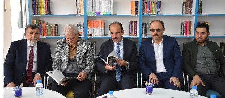 Başkan Altay Yazarlarla Bir Araya Geldi G2