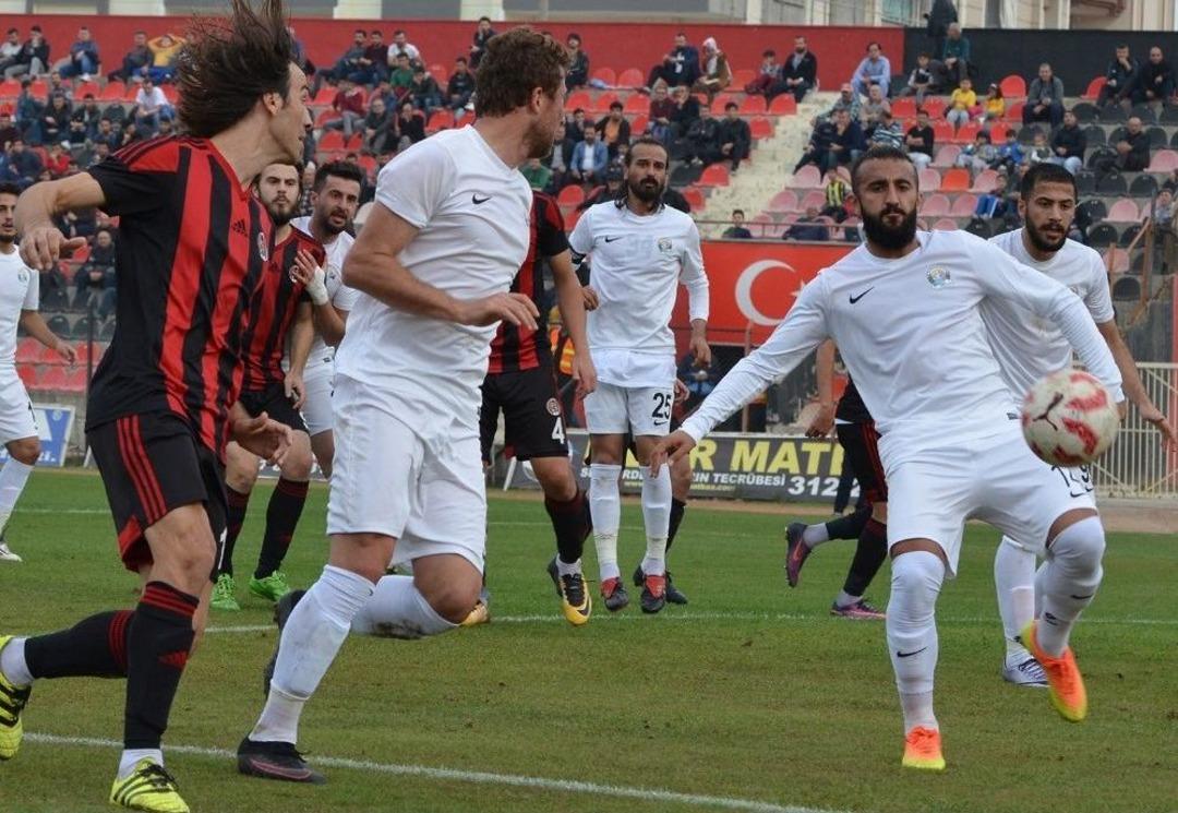 Tff 3. Lig: Turgutluspor: - Van B&uuml;y&uuml;kşehir Belediyespor: 4