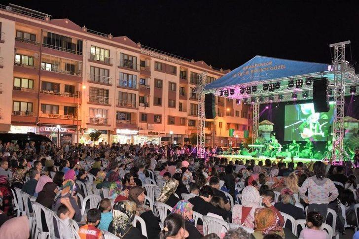 Çan Belediyesi’nden 19 Mayıs’a Özel Esat Kabaklı Konseri G1