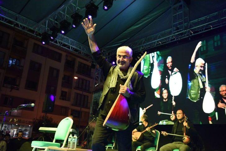 Çan Belediyesi’nden 19 Mayıs’a Özel Esat Kabaklı Konseri G5