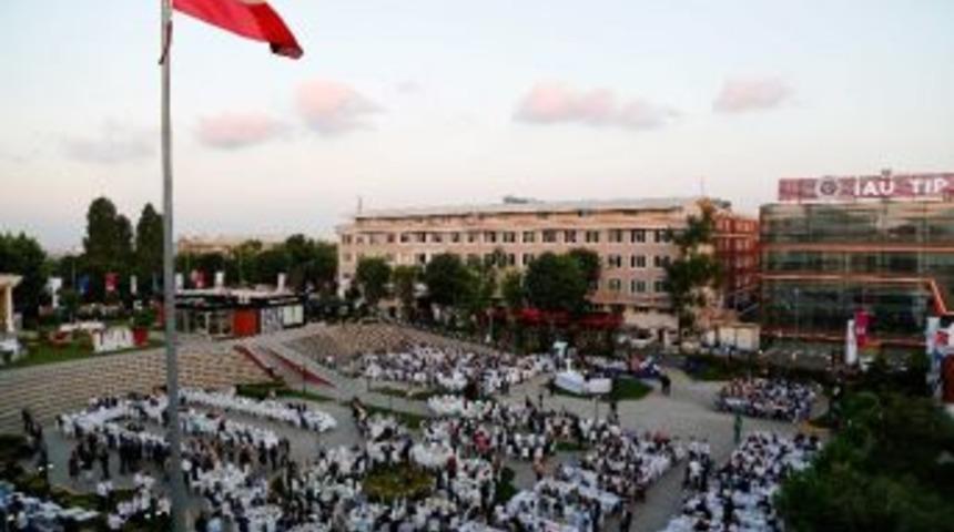 &ldquo;kud&uuml;s&rsquo;te Yaşanan Zulme D&uuml;nya K&ouml;r Ve Sağır&rdquo;