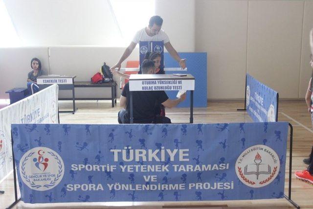 Erzincan’da Geleceğin Sporcuları Keşfediliyor