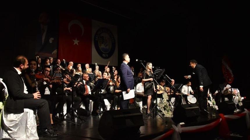 Salihli&rsquo;de Unutulmaz Bahar Konseri