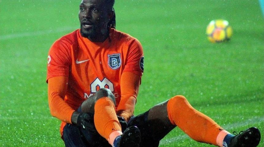 Medipol Başakşehir&rsquo;i Visca Ve Adebayor Sırtladı