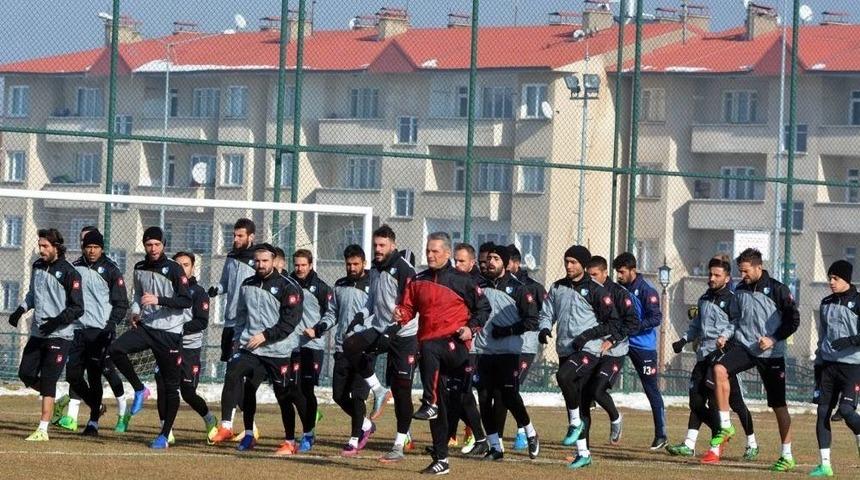 Bb Erzurumspor&rsquo;da Hedef &Uuml;&ccedil; Puan