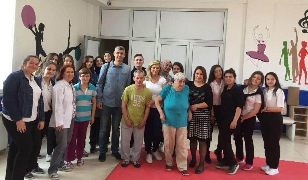 Hem Ders Hem Ziyaret