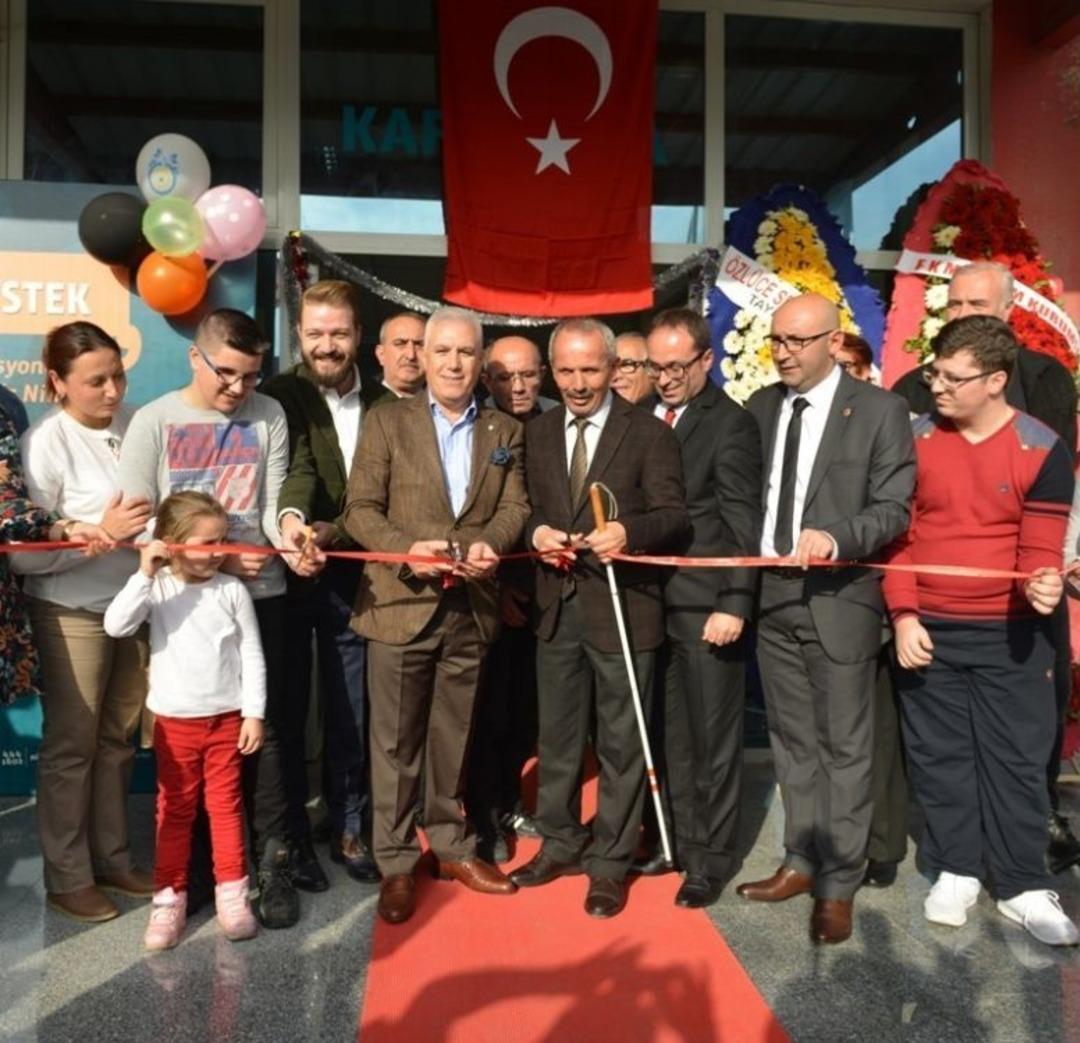 Buges Lokali D&uuml;nya Engelliler G&uuml;n&uuml;&rsquo;nde A&ccedil;ıldı