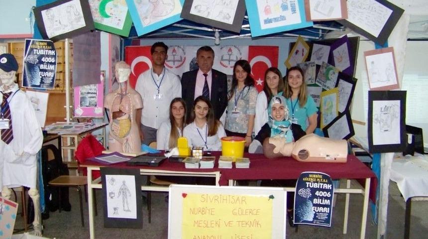 Sivrihisar Mesleki Ve Teknik Eğitim Fuarı A&ccedil;ıldı