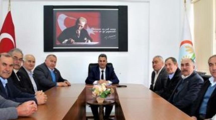 İl Müdürü Yoldaş Muhtarlarla Bir Araya Geldi