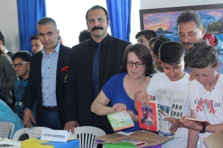 Milas’ta Kitap Bağışı Sevinci G4