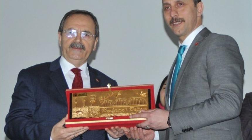 Google Yerine ‘kütüphane’