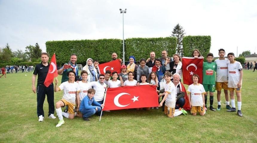 Altınordu Belediyespor Fransa&rsquo;da Şampiyon