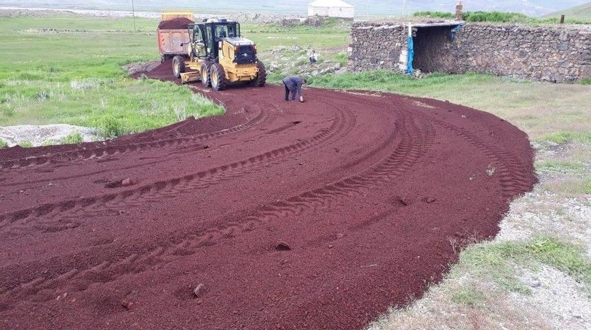 Çaldıran’da Stabilize Yol Çalışması