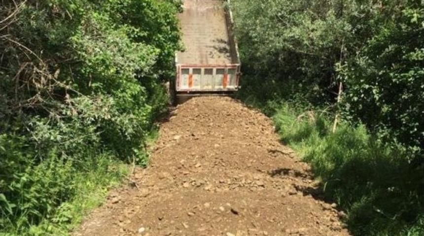 Develi&rsquo;de Yol Ve &Ccedil;evre D&uuml;zenlemeleri Devam Ediyor