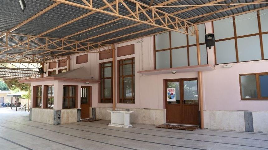 Derek&ouml;y Camii Turgutlu Belediyesi İle Yenilendi