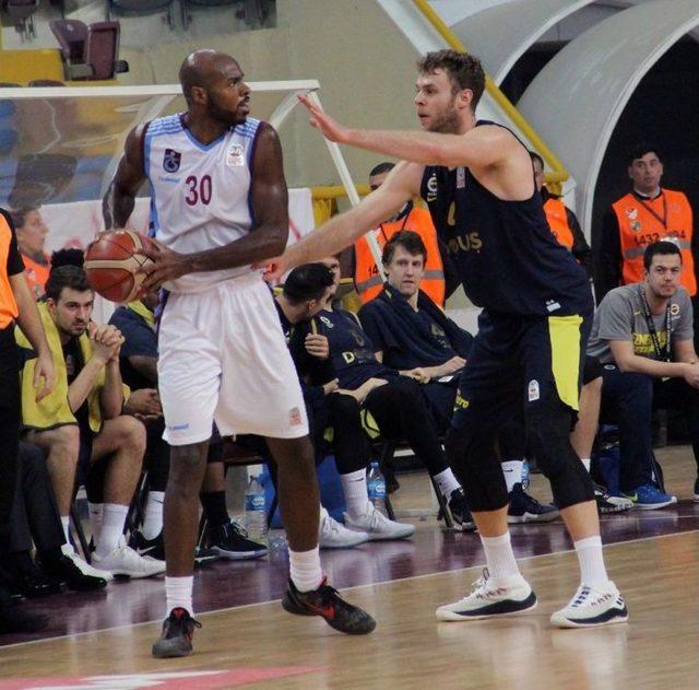 Tahincioğlu Basketbol Süper Ligi: Trabzonspor: 90 - Fenerbahçe Doğuş: 119