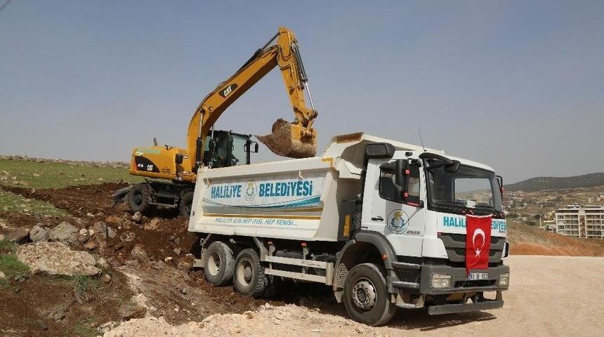 Haliliye&rsquo;de Yol &Ccedil;alışmaları Son S&uuml;rat