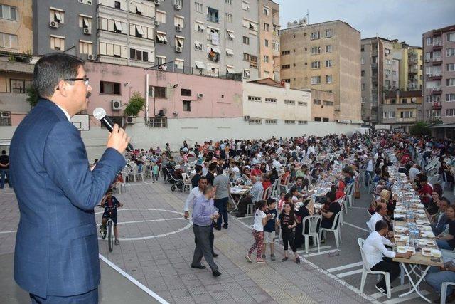 Gazi İftarına Vatandaşlardan Yoğun İlgi