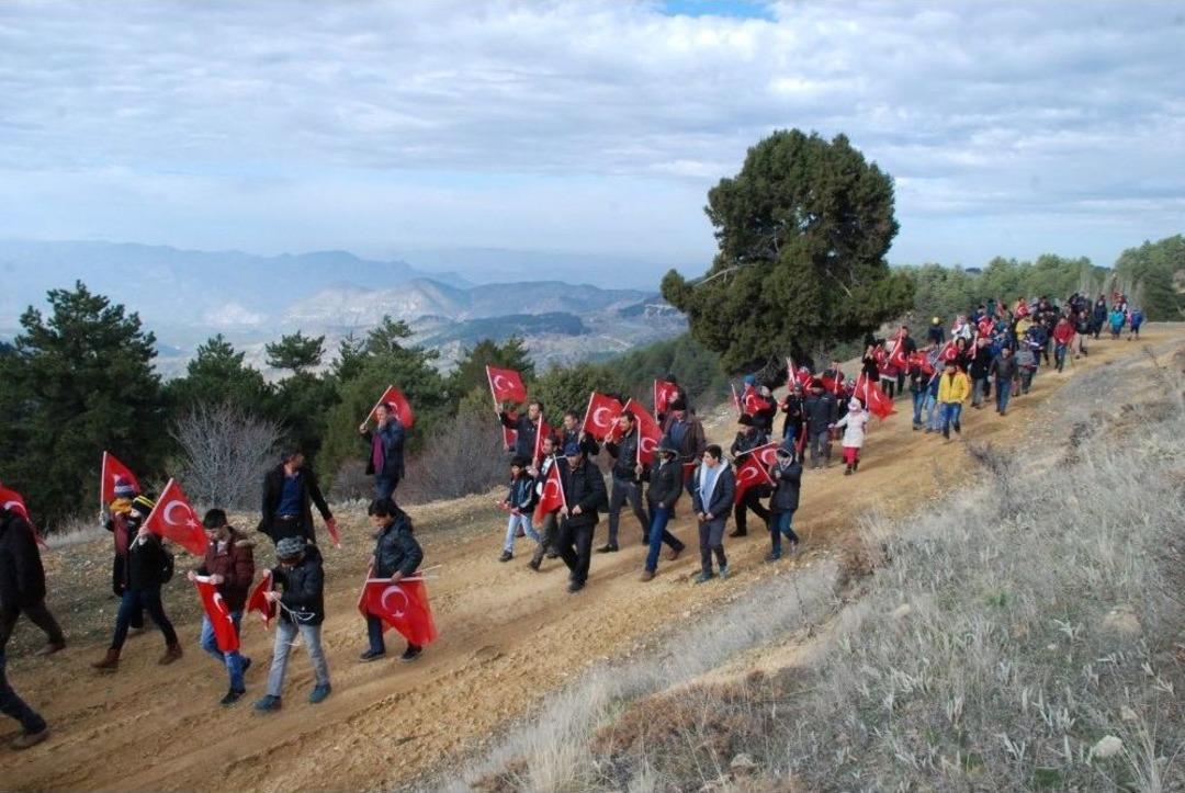 Beypazarı&rsquo;nda Şehitler İ&ccedil;in Zirve Y&uuml;r&uuml;y&uuml;ş&uuml;