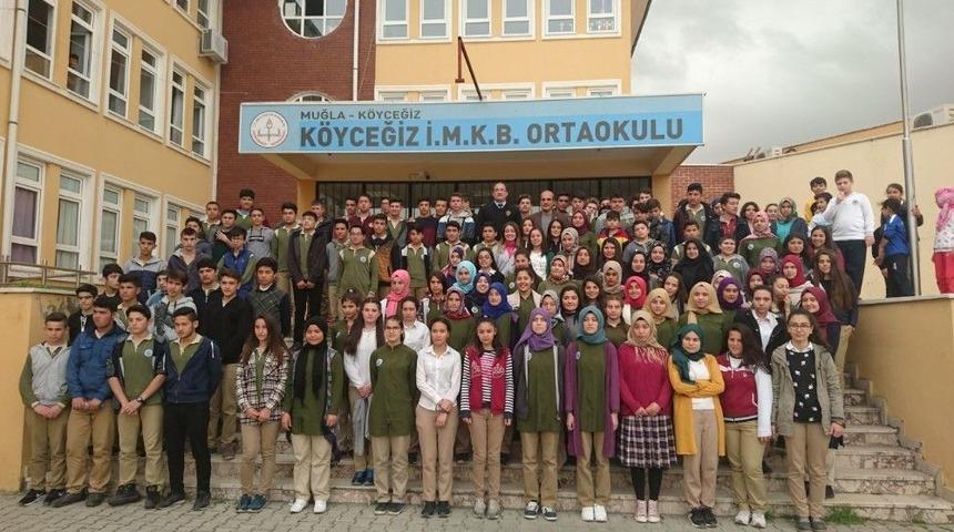 Emniyet M&uuml;d&uuml;r&uuml;, &Ouml;ğrencilere Polislik Mesleğini Anlattı