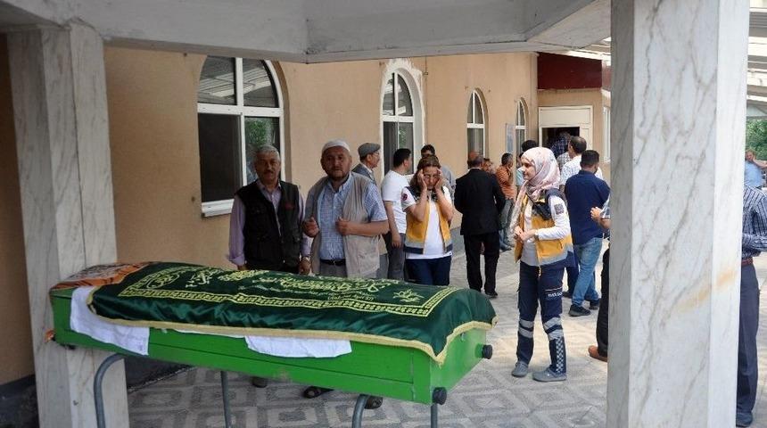 Hastane Çalışanı Son Yolculuğuna Uğurlandı