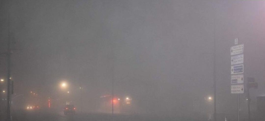 Yoğun Sis U&ccedil;ak Seferlerini İptal Ettirdi